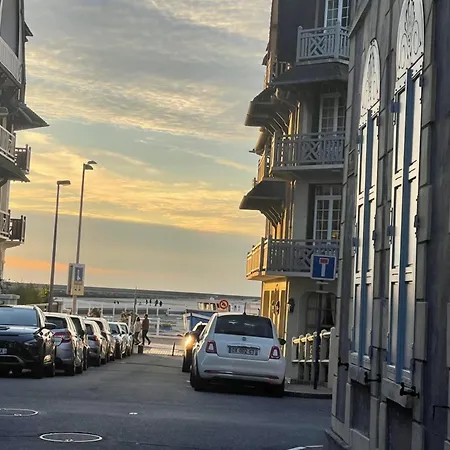 Comfortable Just Steps From The Sea Appartamento Trouville-sur-Mer